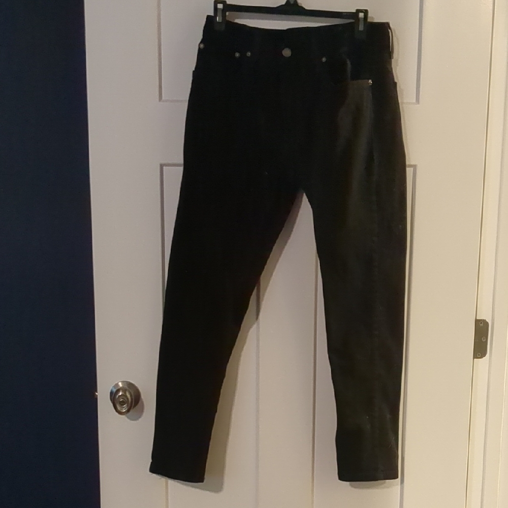 Classic Black Men's Jeans